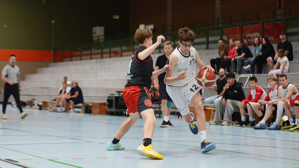 U16-Nachwuchs meistert Landesliga-Qualifikation in der Halle Ost